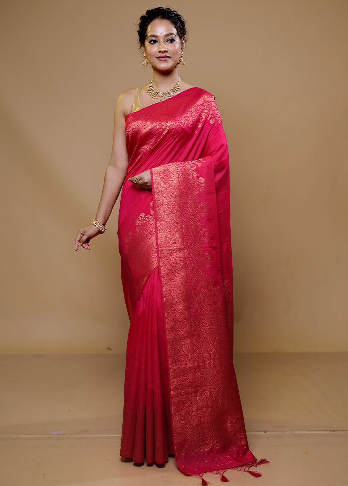 Red Dupion Silk Saree With Blouse Piece