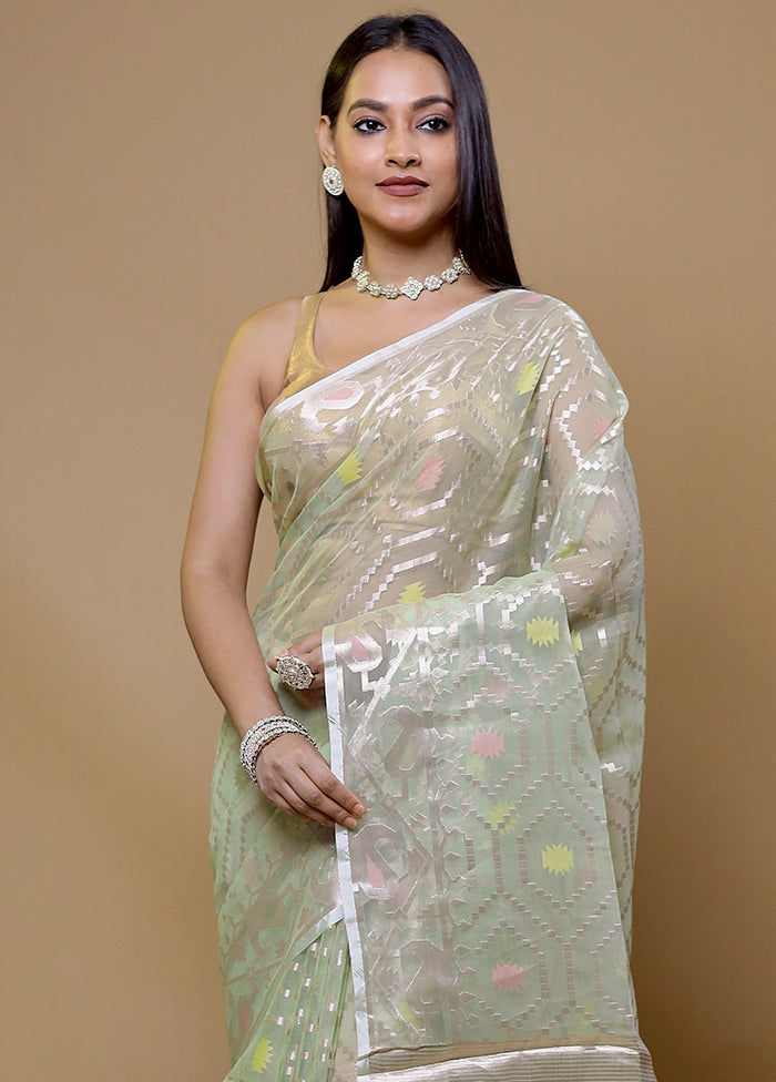 Green Organza Saree With Blouse Piece