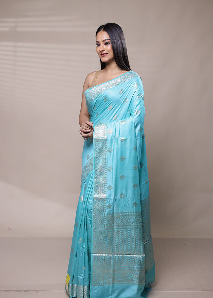 Blue Cotton Saree With Blouse Piece