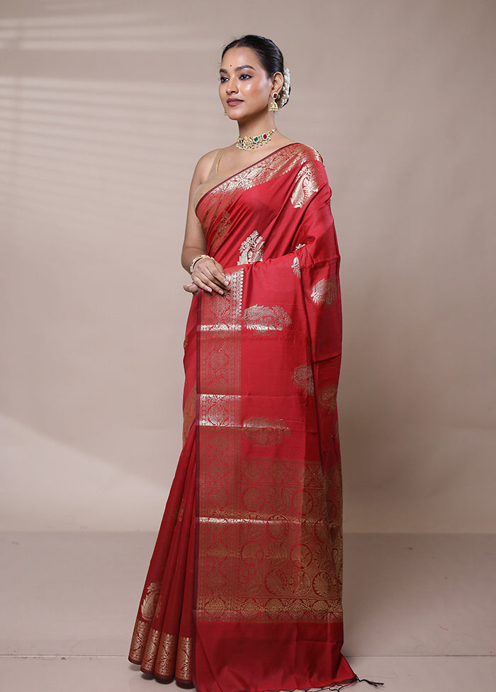 Red Cotton Saree With Blouse Piece