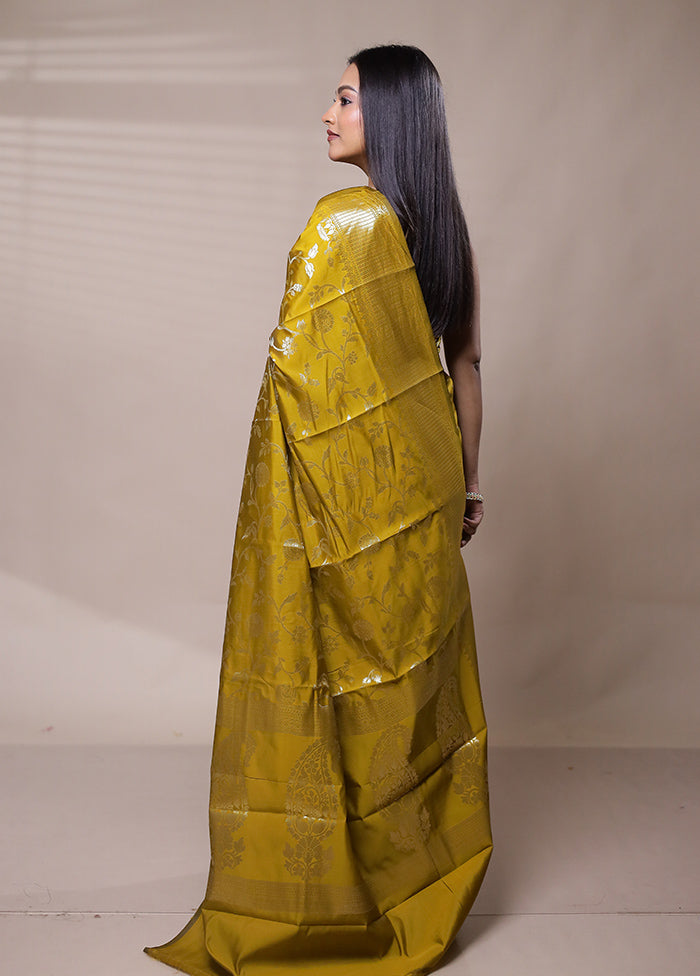 Yellow Dupion Silk Saree With Blouse Piece