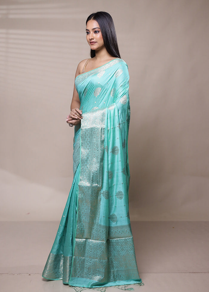 Blue Cotton Saree With Blouse Piece