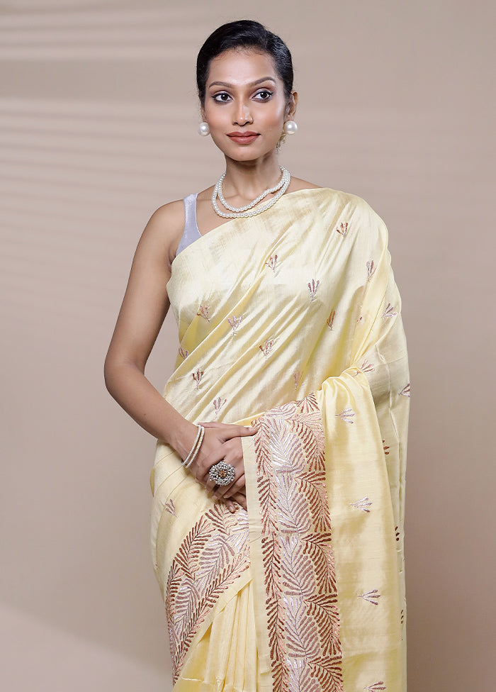 Yellow Tussar Silk Saree With Blouse Piece