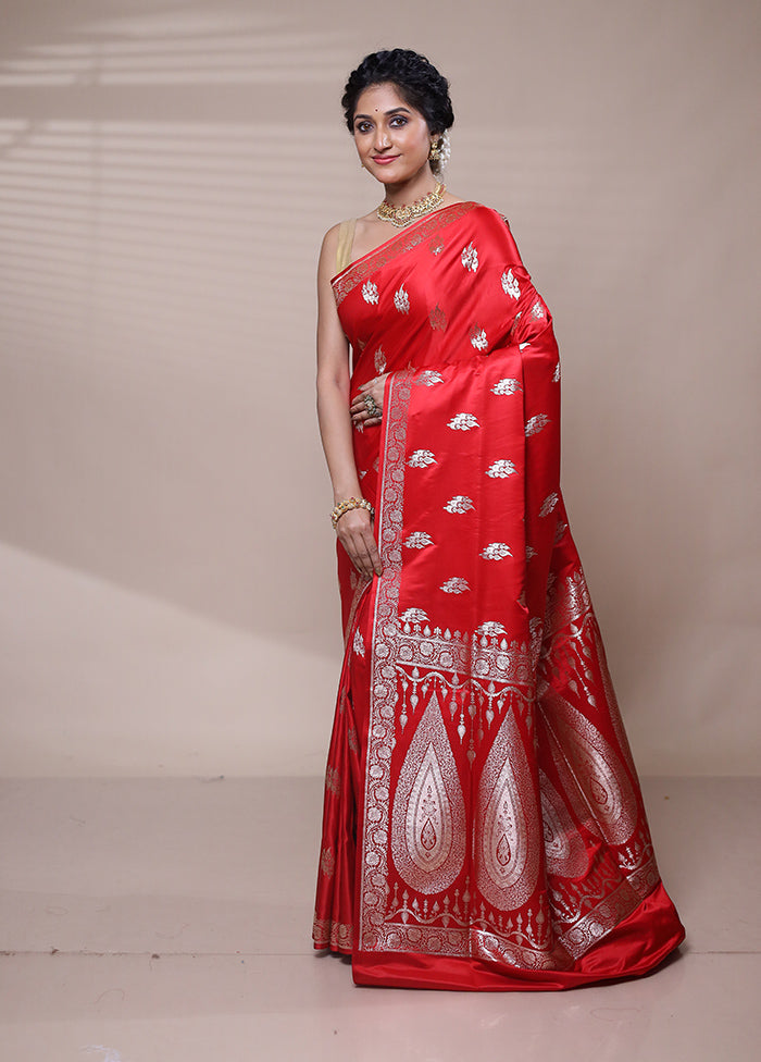 Red Banarasi Silk Saree With Blouse Piece