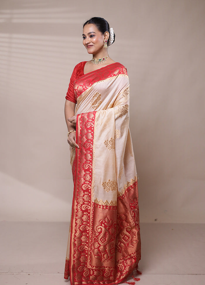 Cream Dupion Silk Saree With Blouse Piece