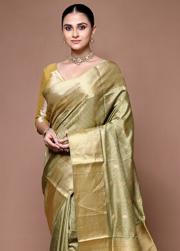 Green Handloom Kanjivaram Pure Silk Saree With Blouse Piece