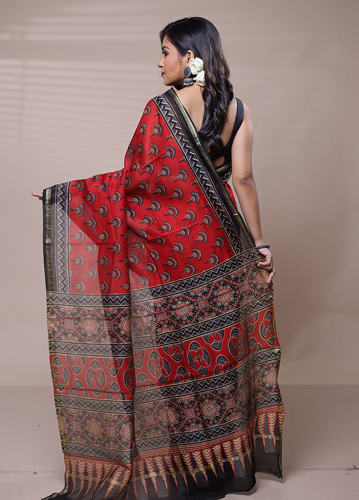 Red Chanderi Cotton Saree With Blouse Piece