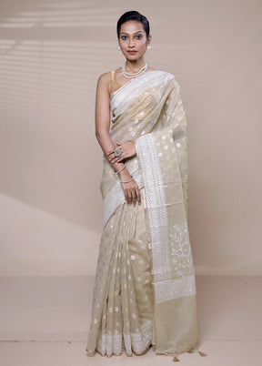 Cream Organza Saree With Blouse Piece