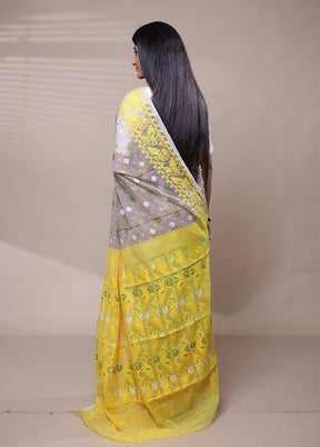 Grey Tant Jamdani Saree Without Blouse Piece