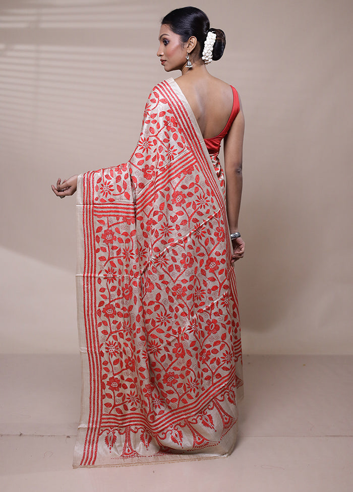 Cream Handloom Kantha Stitch Pure Silk Saree With Blouse Piece