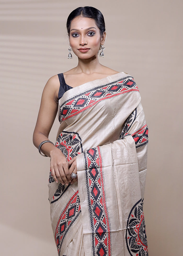 Cream Handloom Kantha Stitch Pure Silk Saree With Blouse Piece