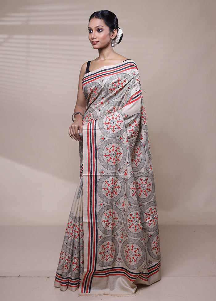 Cream Handloom Kantha Stitch Pure Silk Saree With Blouse Piece