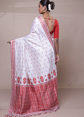 White Handloom Assam Pure Silk Saree With Blouse Piece