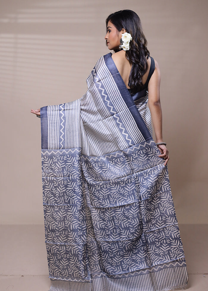 Grey Tussar Silk Saree With Blouse Piece