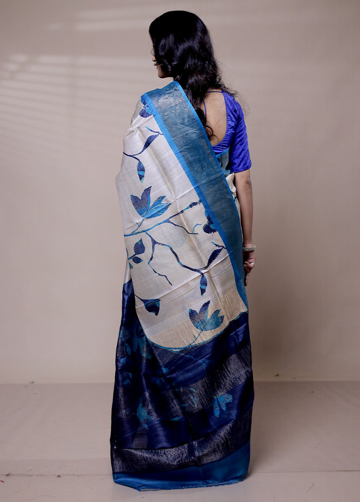 Cream Handloom Tussar Pure Silk Saree With Blouse Piece