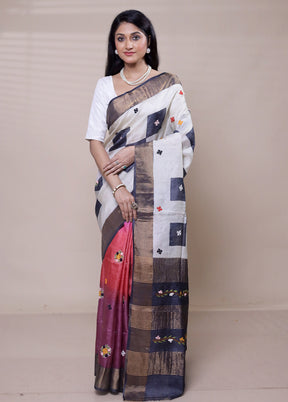 Cream Handloom Tussar Pure Silk Saree With Blouse Piece