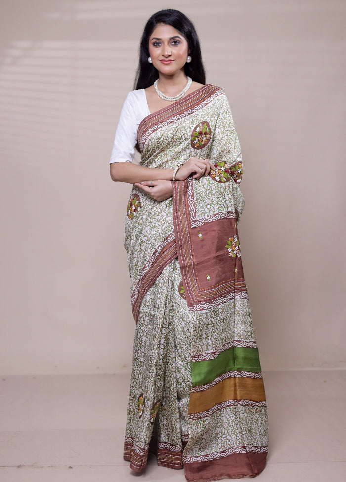 Cream Printed Pure Silk Saree Without Blouse Piece