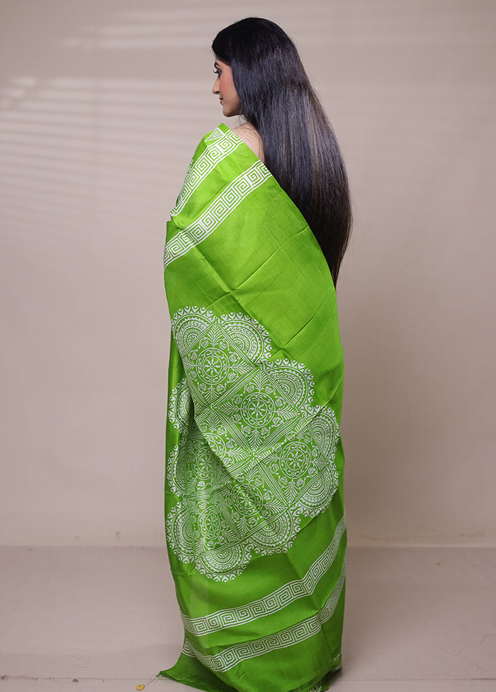 Green Printed Pure Silk Saree Without Blouse Piece