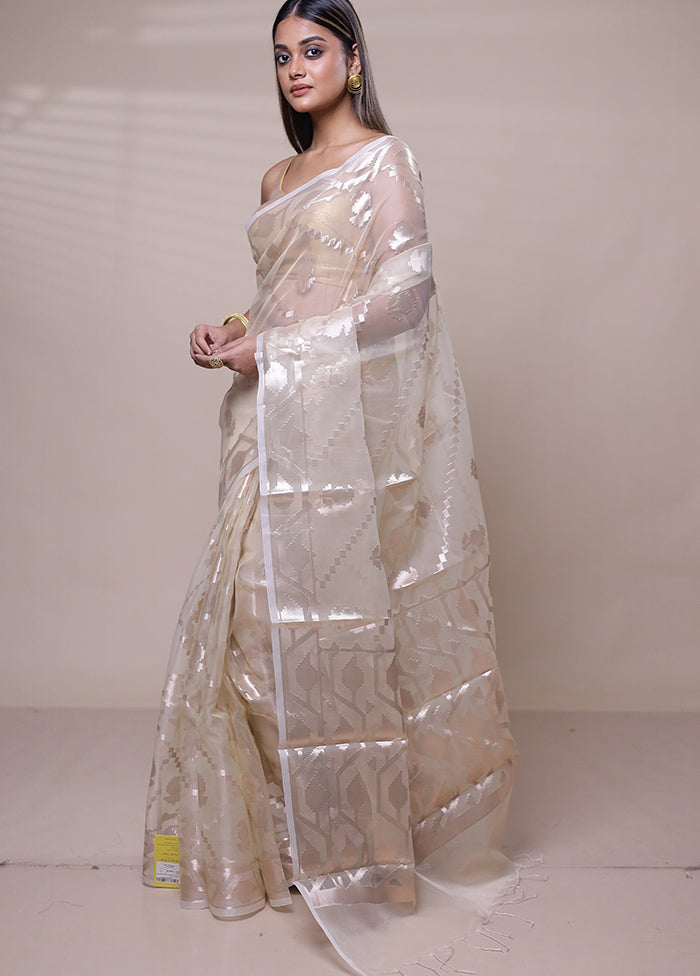 Cream Organza Saree With Blouse Piece