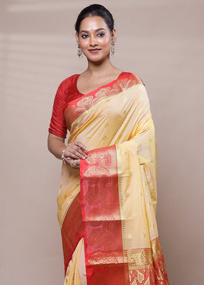 Yellow Kanjivaram Silk Saree With Blouse Piece