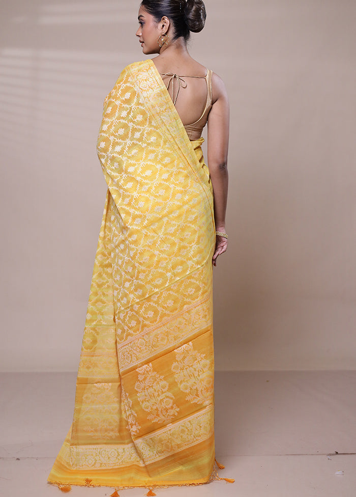 Yellow Cotton Saree With Blouse Piece