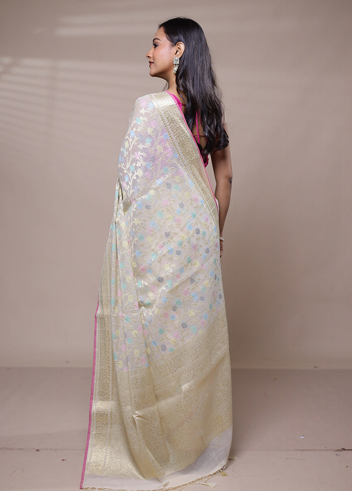 Cream Pure Cotton Saree With Blouse Piece