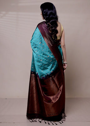 Green Dupion Silk Saree With Blouse Piece