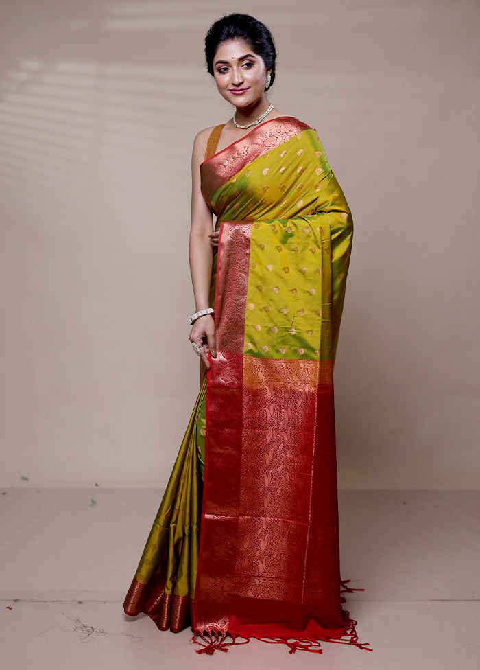 Green Kanjivaram Silk Saree With Blouse Piece