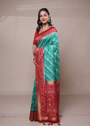 Green Dupion Silk Saree With Blouse Piece