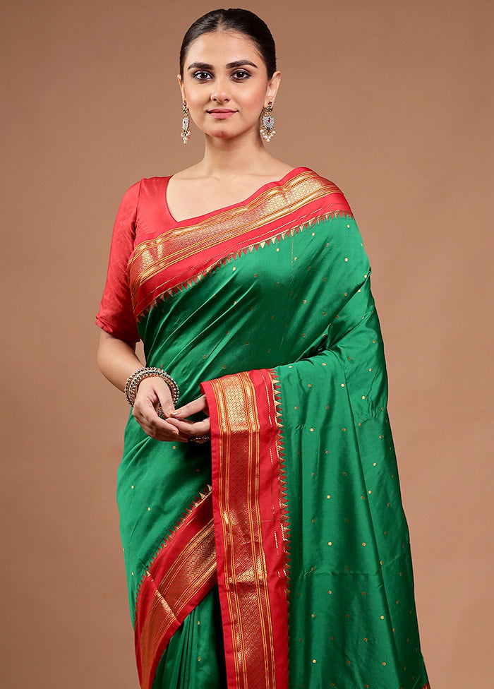 Green Kanjivaram Silk Saree With Blouse Piece