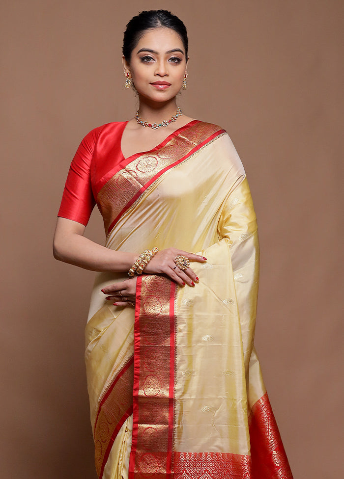 Cream Kanjivaram Silk Saree With Blouse Piece