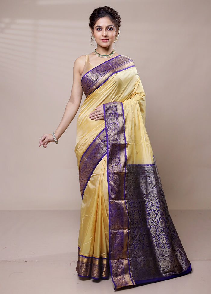 Yellow Kanjivaram Silk Saree With Blouse Piece