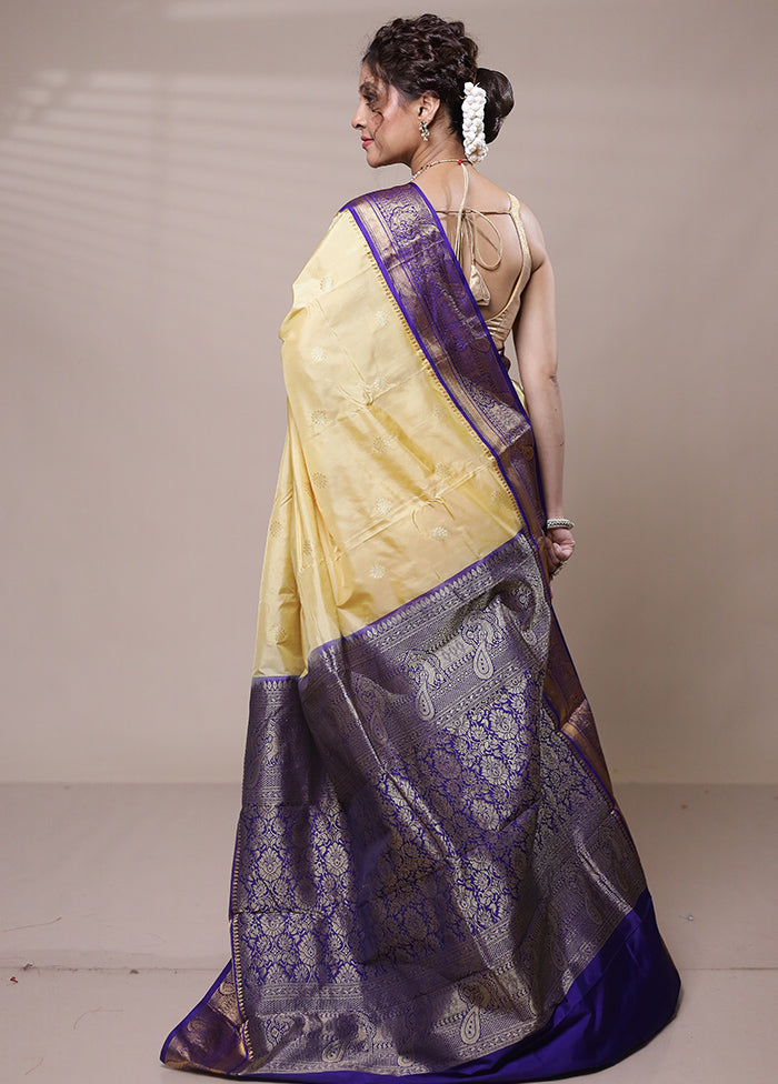 Yellow Kanjivaram Silk Saree With Blouse Piece