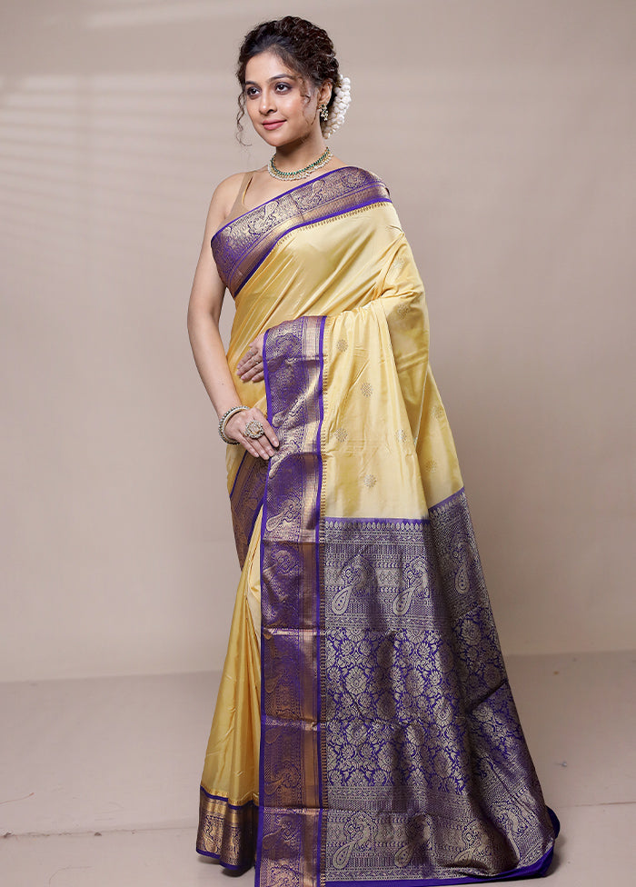 Yellow Kanjivaram Silk Saree With Blouse Piece