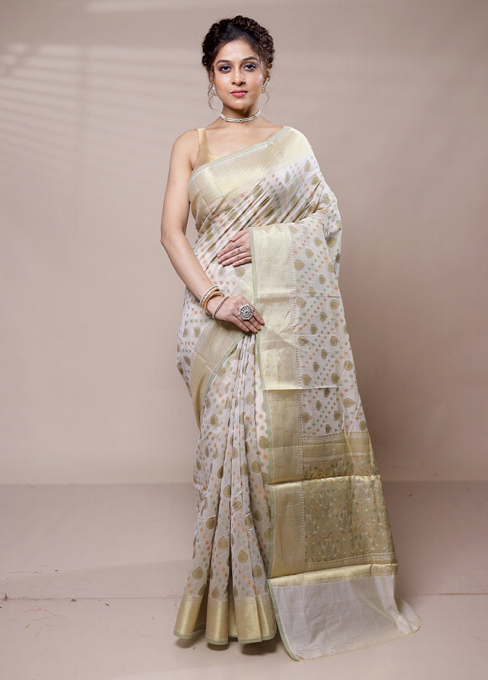 White Cotton Saree With Blouse Piece