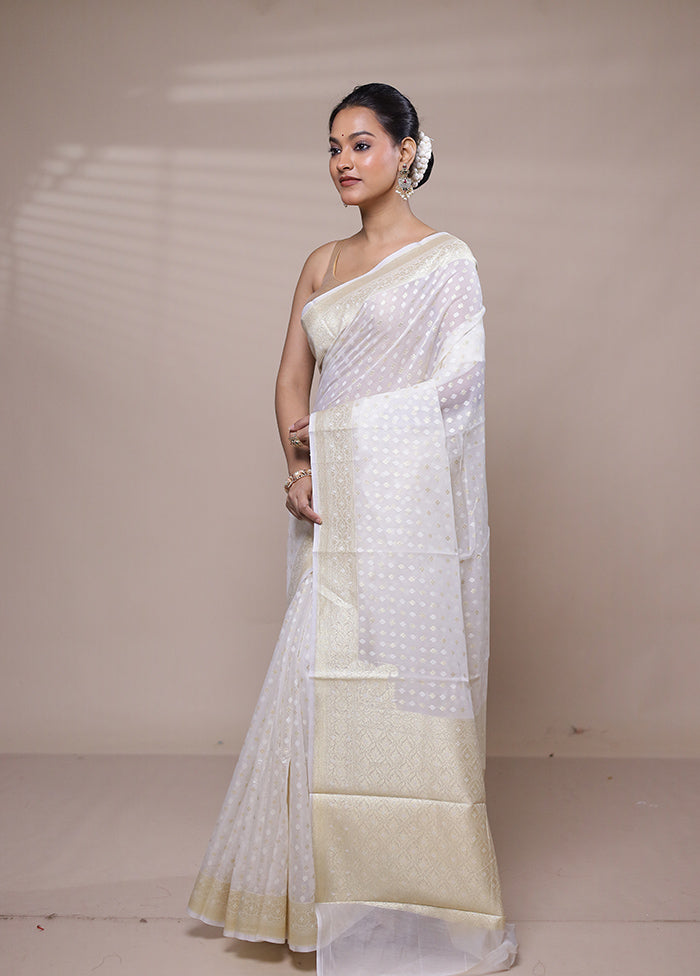 White Kora Silk Saree With Blouse Piece