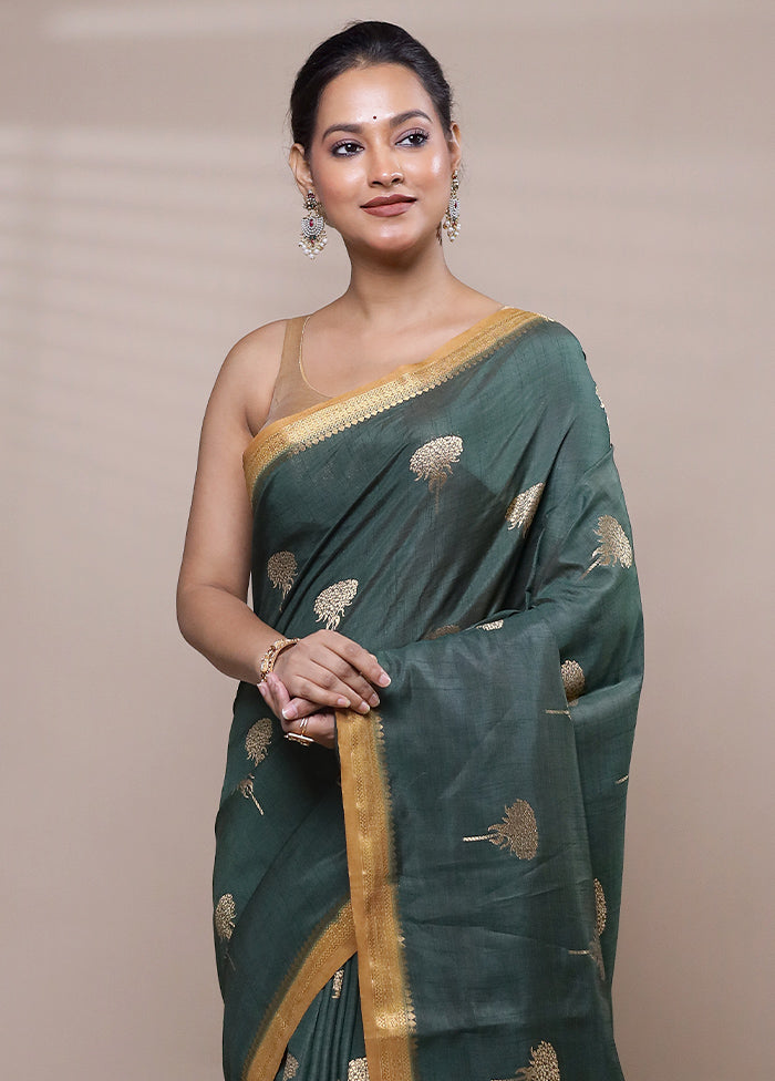 Green Dupion Silk Saree With Blouse Piece