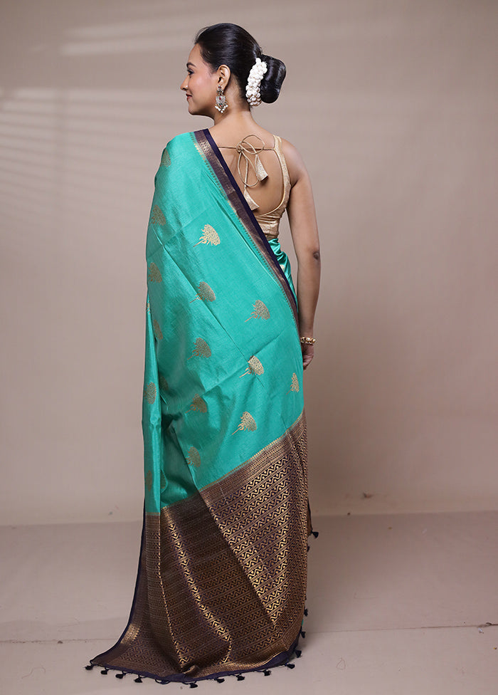 Green Dupion Silk Saree With Blouse Piece