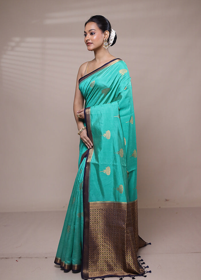 Green Dupion Silk Saree With Blouse Piece