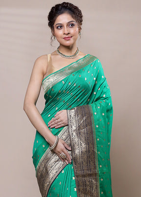 Green Dupion Silk Saree With Blouse Piece