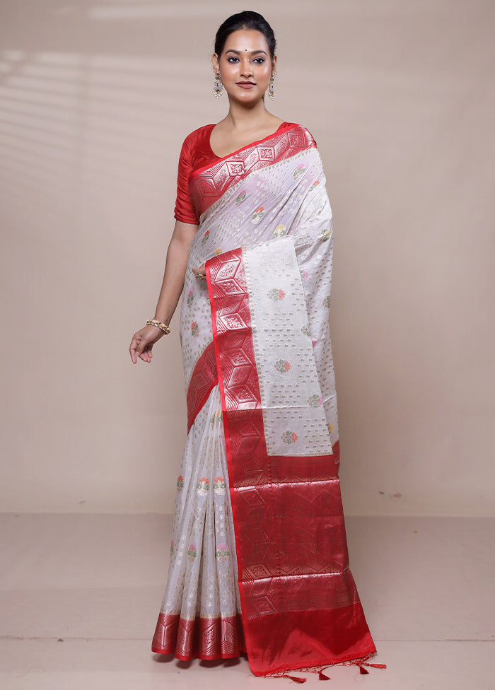 White Georgette Saree With Blouse Piece