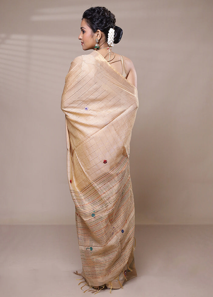 Yellow Tussar Silk Saree With Blouse Piece