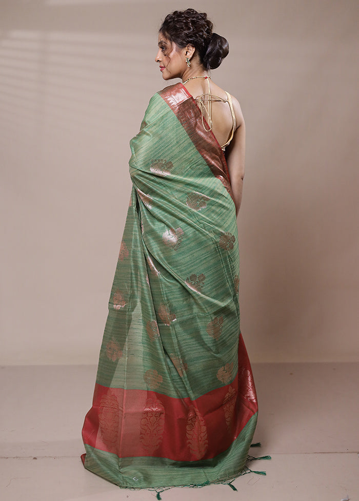 Green Dupion Silk Saree With Blouse Piece