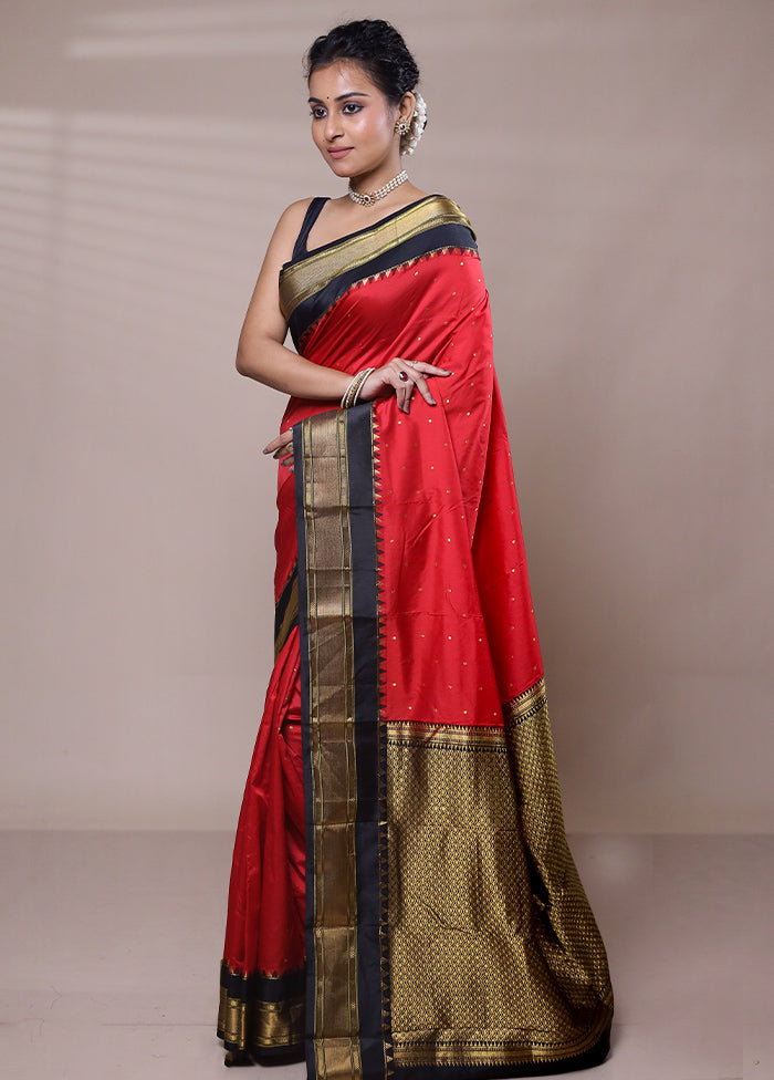 Red Kanjivaram Silk Saree With Blouse Piece