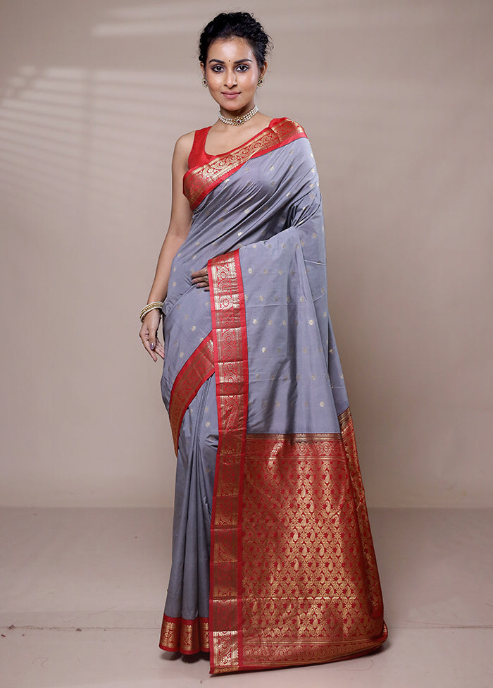 Grey Kanjivaram Silk Saree With Blouse Piece