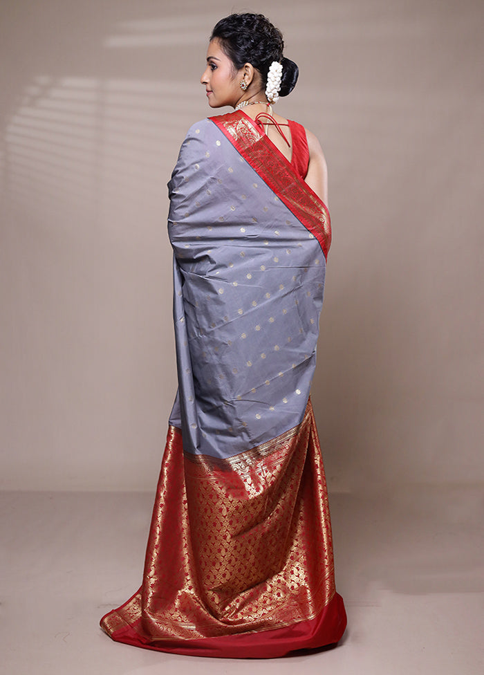 Grey Kanjivaram Silk Saree With Blouse Piece