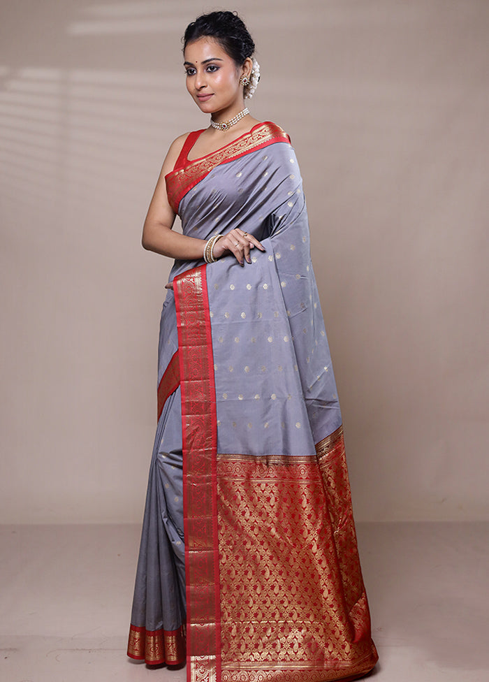 Grey Kanjivaram Silk Saree With Blouse Piece