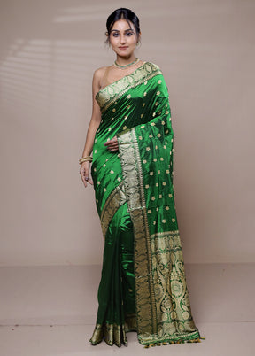 Green Handloom Assam Pure Silk Saree With Blouse Piece