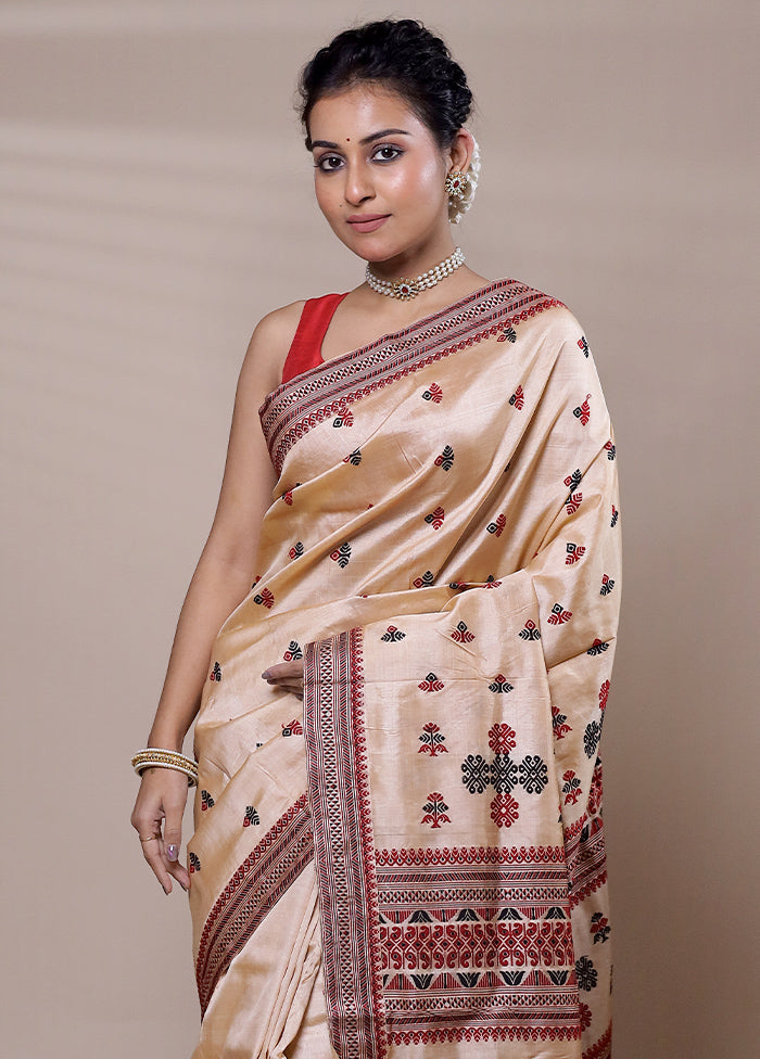 Cream Handloom Assam Pure Silk Saree With Blouse Piece