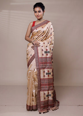 Cream Handloom Assam Pure Silk Saree With Blouse Piece